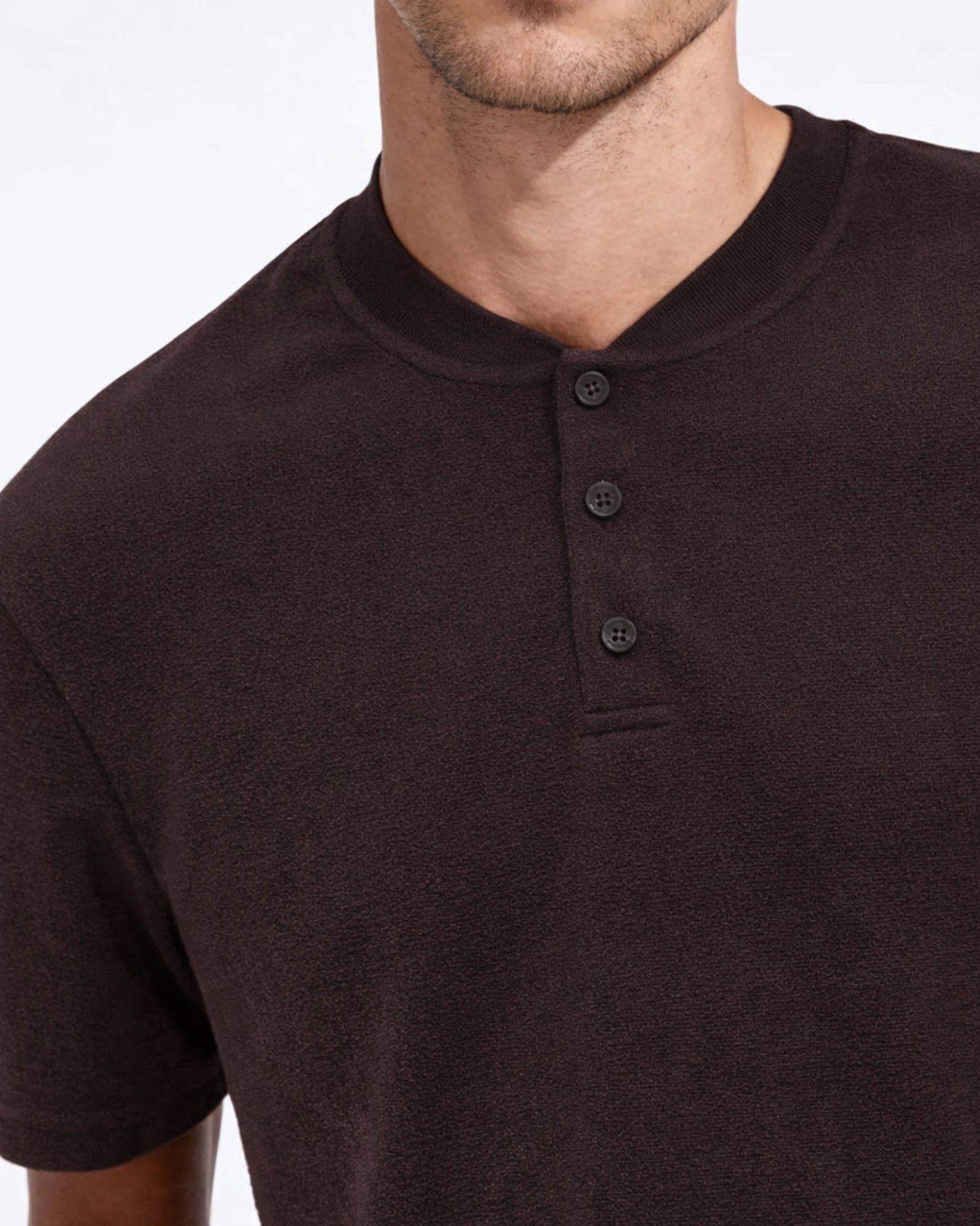 Performance Band-Collar Henley 3 (Dark Brown)